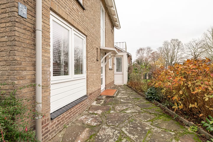 Photo 47 of Beatrixstraat 24