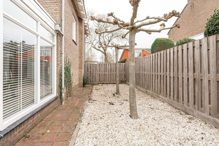 Photo 36 of Beatrixstraat 24