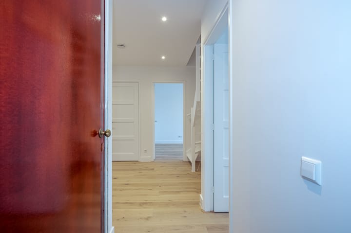 Foto 4 van Theresiastraat 136