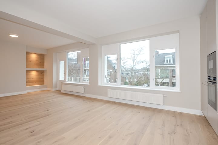 Foto 14 van Theresiastraat 136