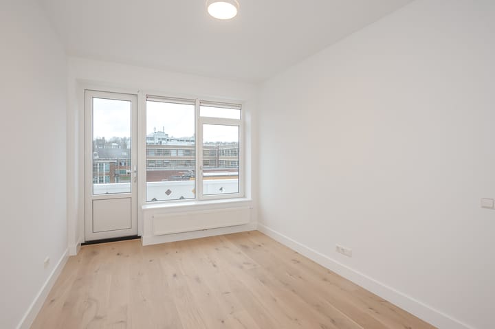 Foto 26 van Theresiastraat 136