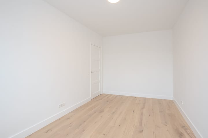 Foto 27 van Theresiastraat 136