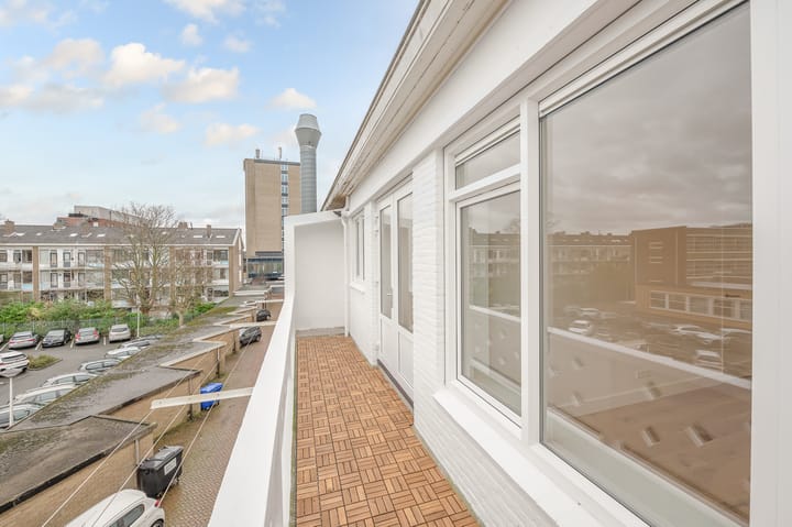 Foto 28 van Theresiastraat 136