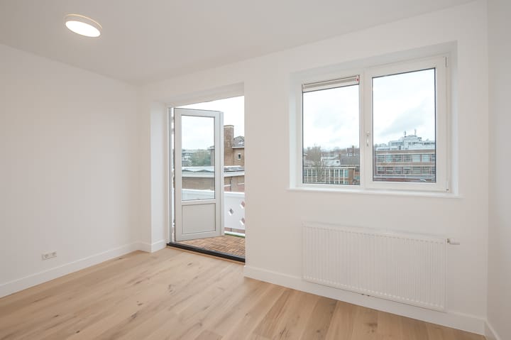 Foto 30 van Theresiastraat 136