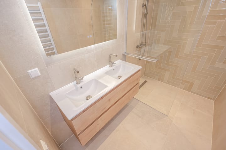 Foto 35 van Theresiastraat 136