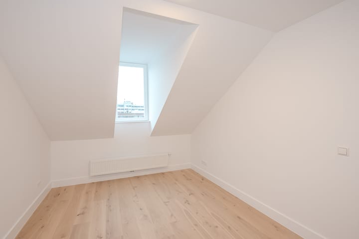 Foto 52 van Theresiastraat 136