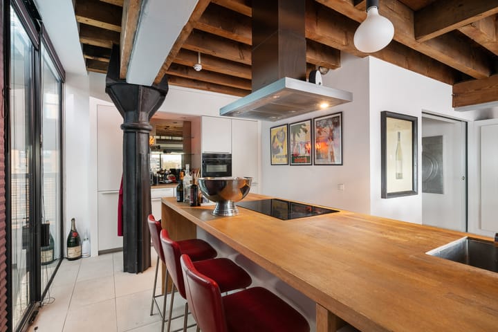 Photo 16 of Lloydstraat 174