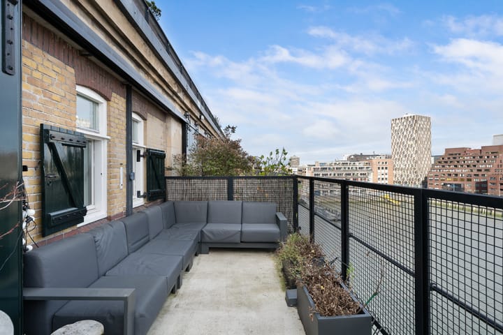 Photo 22 of Lloydstraat 174