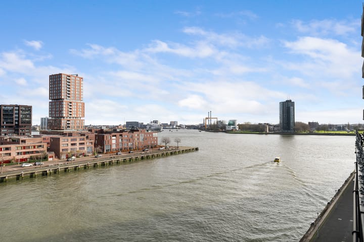 Photo 40 of Lloydstraat 174