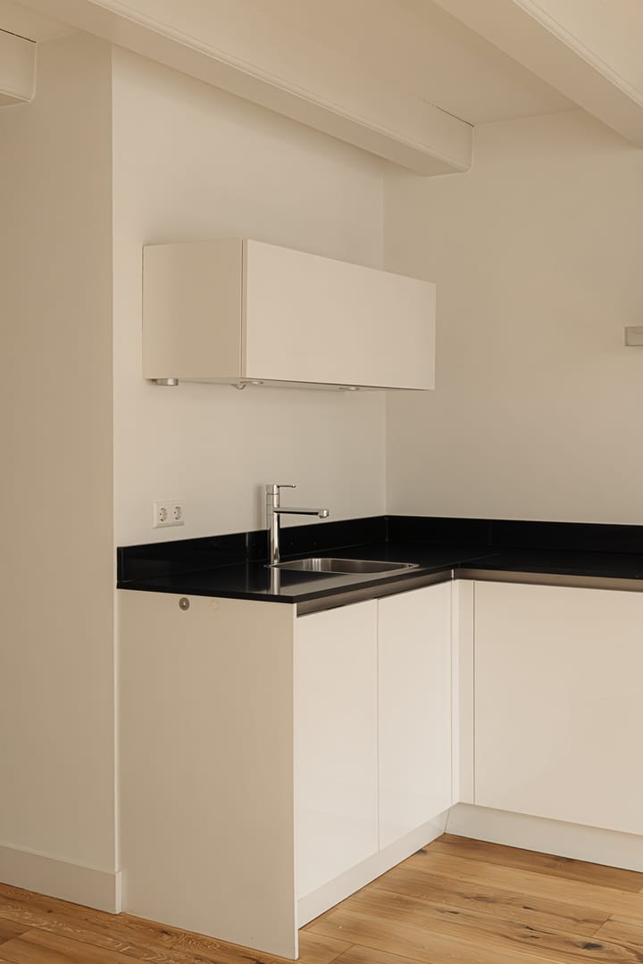 Photo 9 of Willemsstraat 14-D