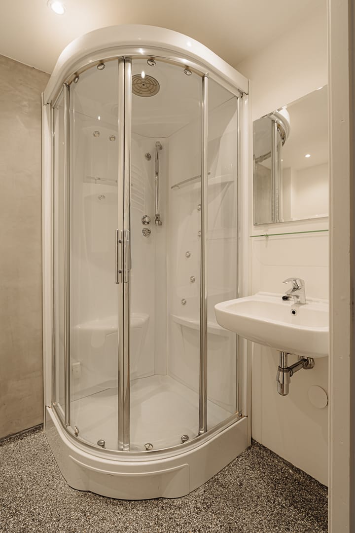 Photo 23 of Willemsstraat 14-D