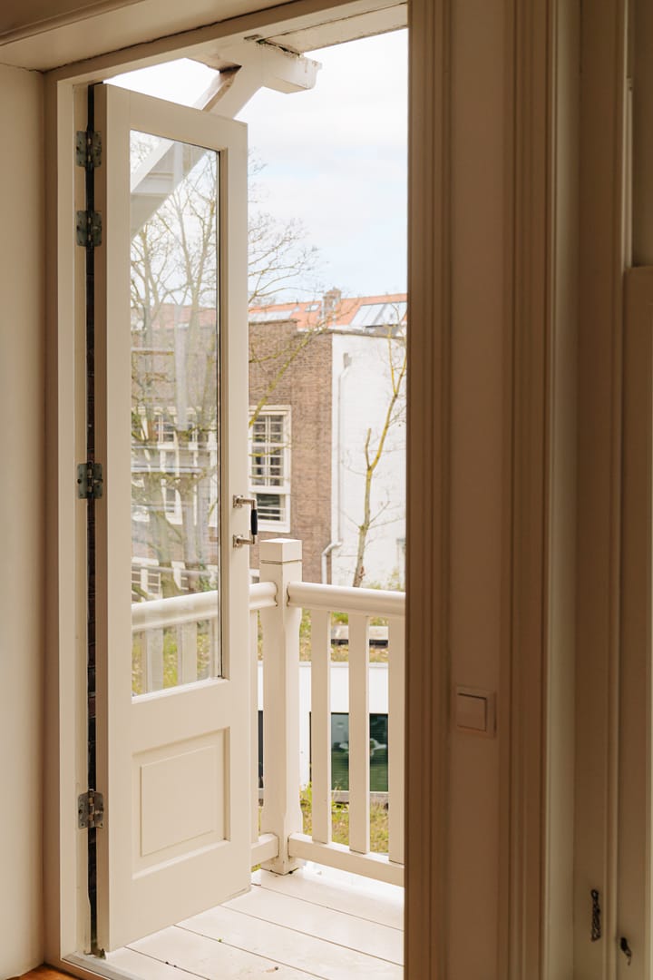 Photo 17 of Willemsstraat 14-D