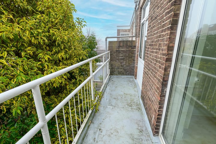 Photo 11 of Kloosterkade 224