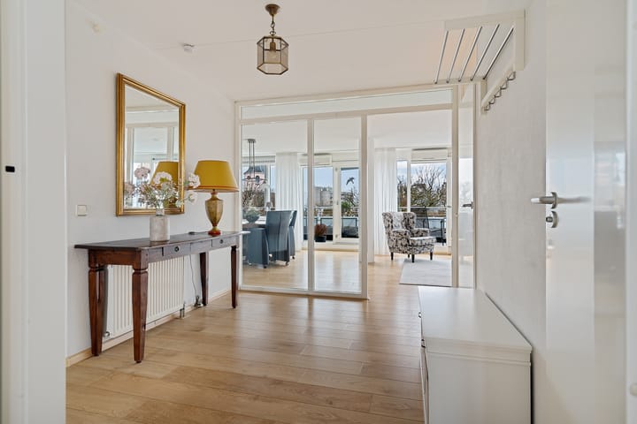 Foto 8 van Marktplein 106