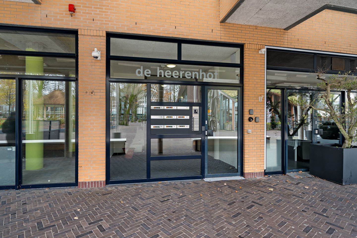 Photo 4 of Marktplein 106