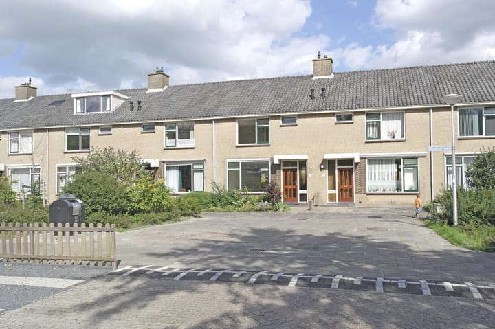 Photo 2 of Bremstraat 64