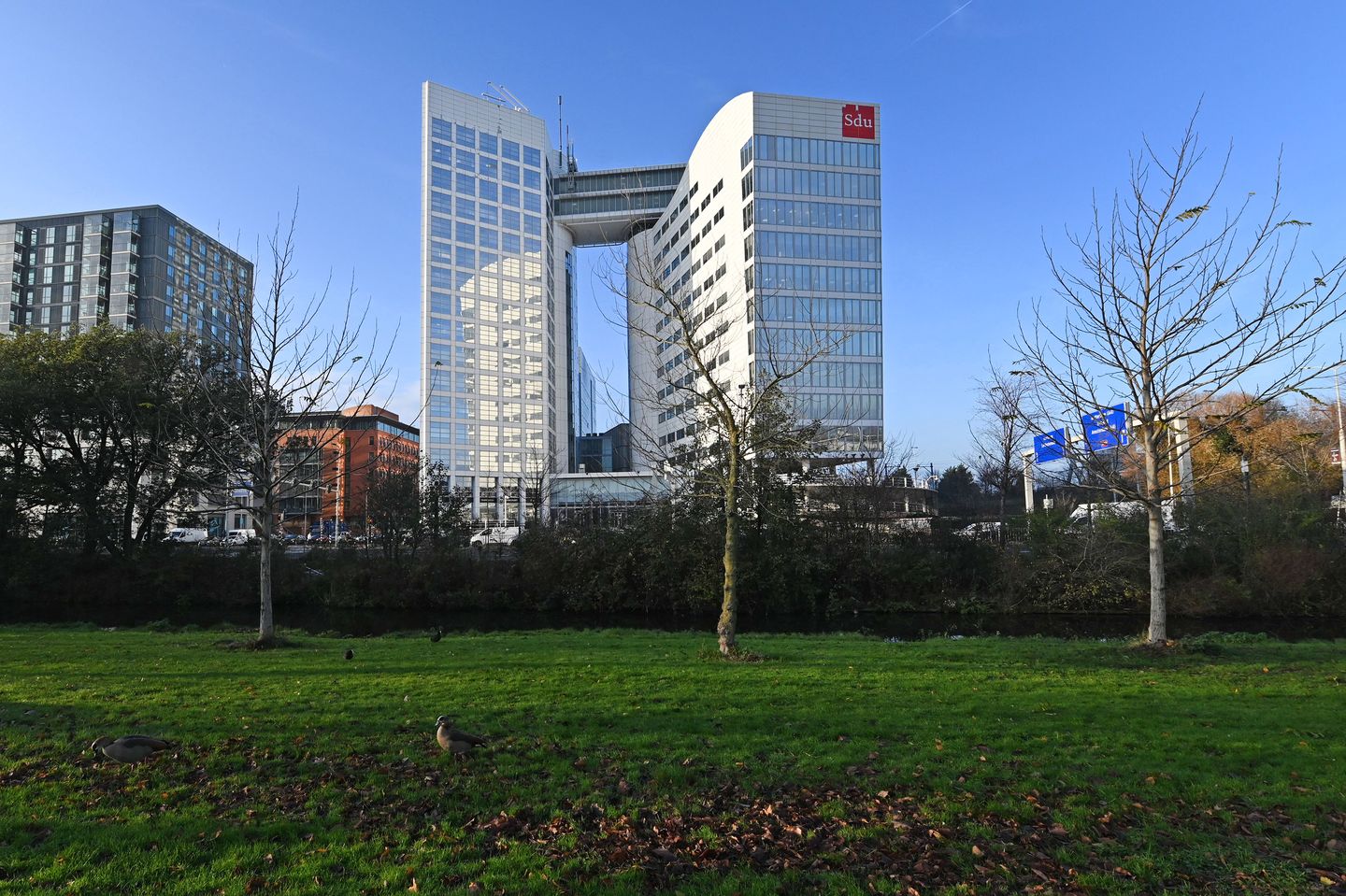 Bekijk foto 3 van Maanweg 174