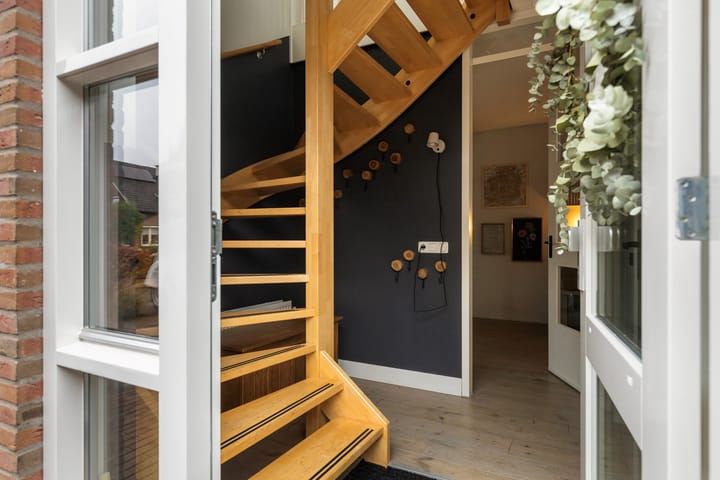 Photo 9 of 1e Wormenseweg 201