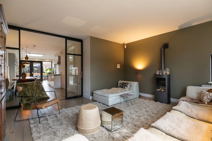 Photo 12 of 1e Wormenseweg 201