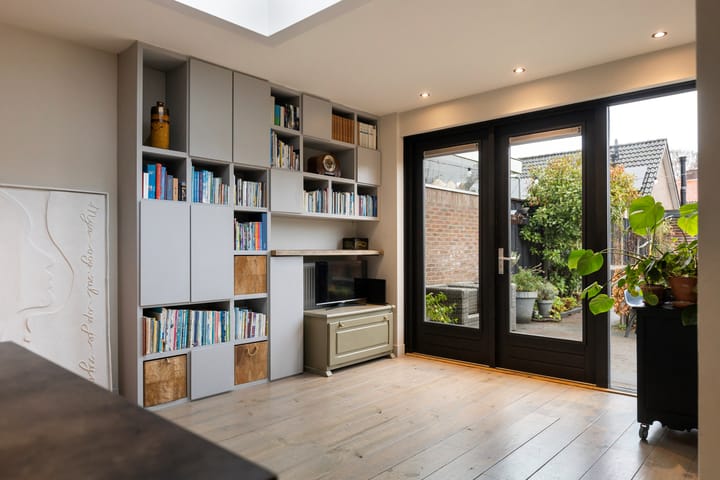 Photo 17 of 1e Wormenseweg 201