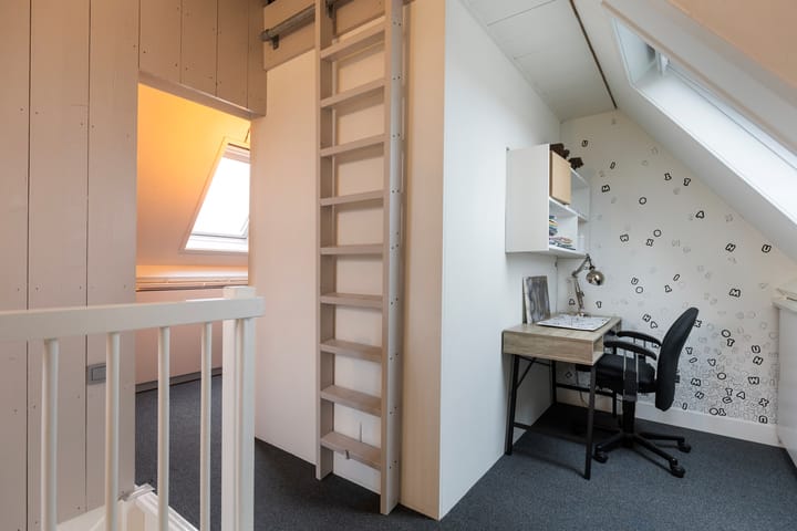 Photo 37 of 1e Wormenseweg 201