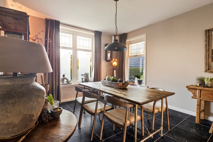 Photo 11 of Onderlangs 4