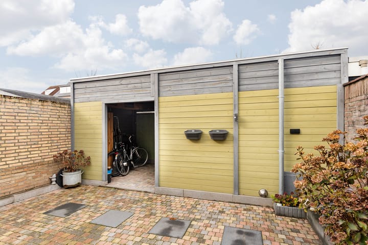 Foto 23 van Merelstraat 10