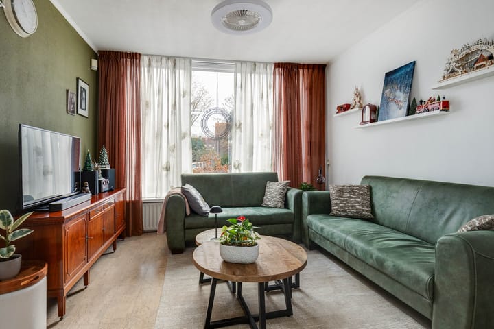 Foto 6 van Merelstraat 10