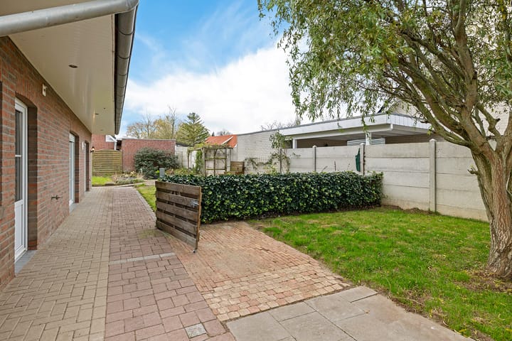 Foto 28 van Tulpenstrasse 2