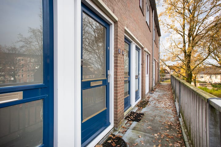 Photo 7 of Willem van Otterloostraat 12