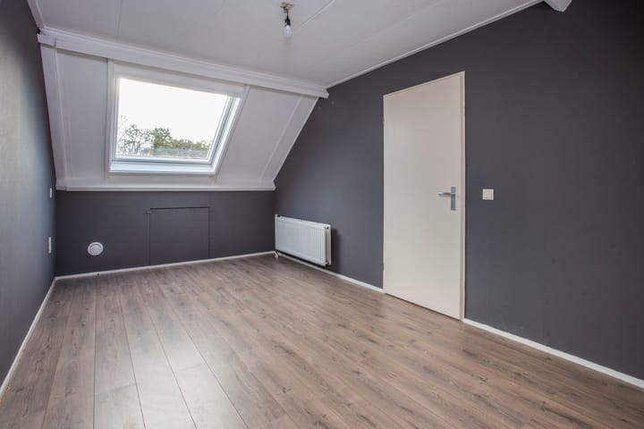 Photo 19 of Willem van Otterloostraat 12