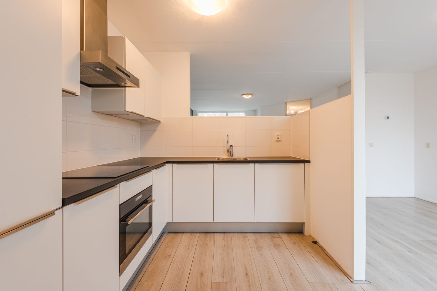 Foto 10 van Lancasterdreef 76