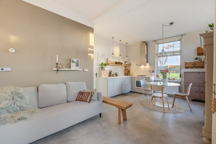 Foto 4 van Emmerikseweg 18-B