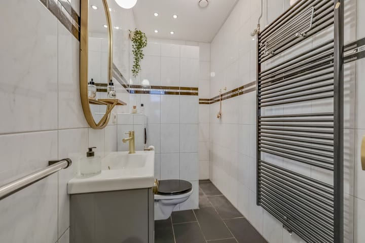 Foto 28 van Emmerikseweg 18-B