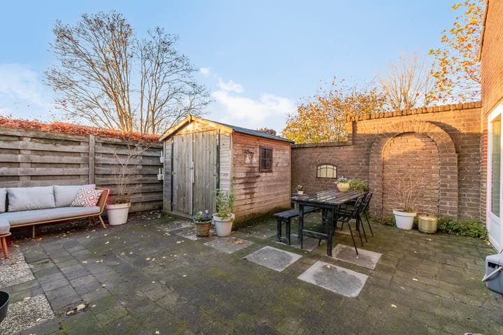 Foto 32 van Emmerikseweg 18-B