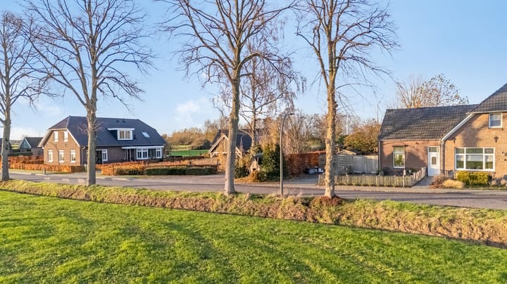 Foto 41 van Emmerikseweg 18-B