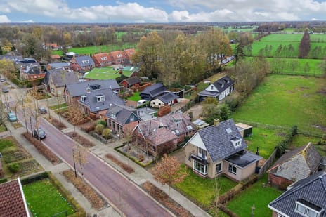 Kommisjewei 53 tertiary image