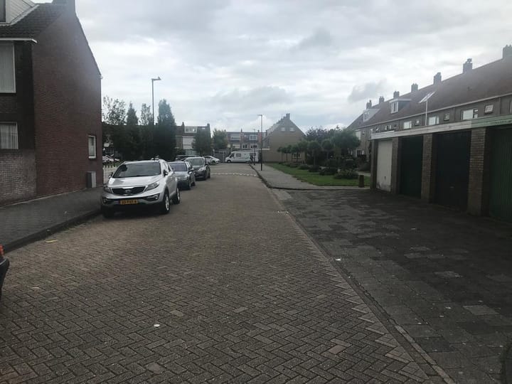 Photo 5 of Schermerstraat 39