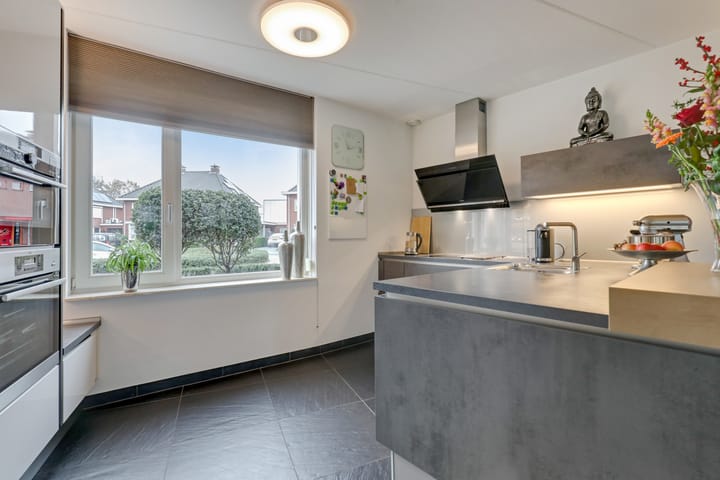 Photo 21 of Willem Schuurmanlaan 17