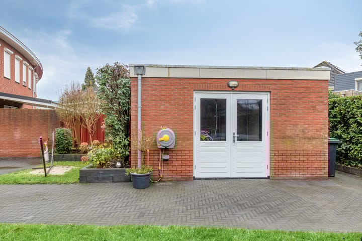 Photo 44 of Willem Schuurmanlaan 17