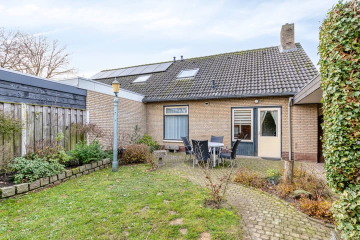 Foto 27 van Tulpenstraat 4