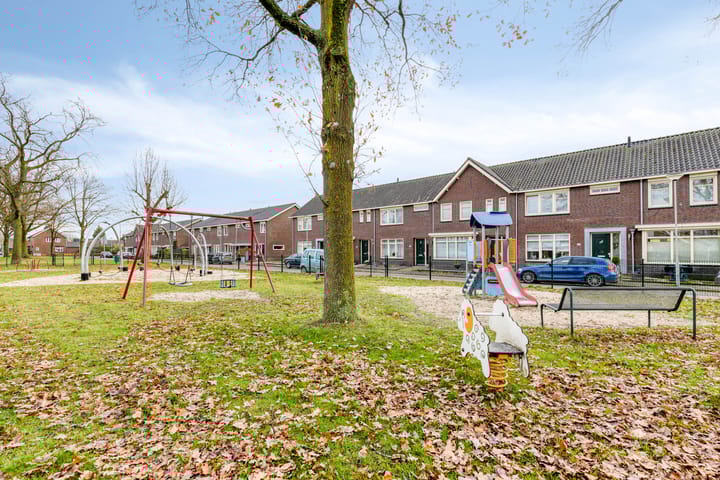 Foto 37 van Tulpenstraat 4