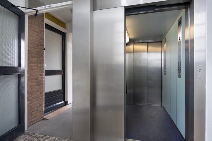 Foto 8 van Oldenzaalsestraat 109-401