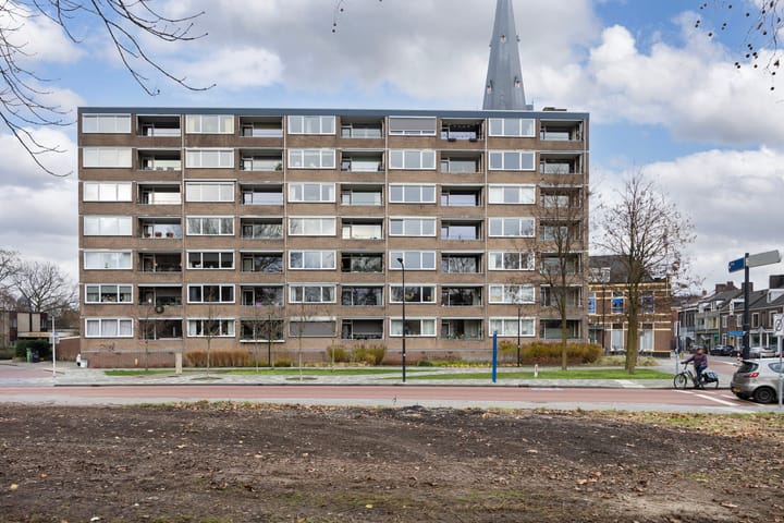 Foto 27 van Oldenzaalsestraat 109-401