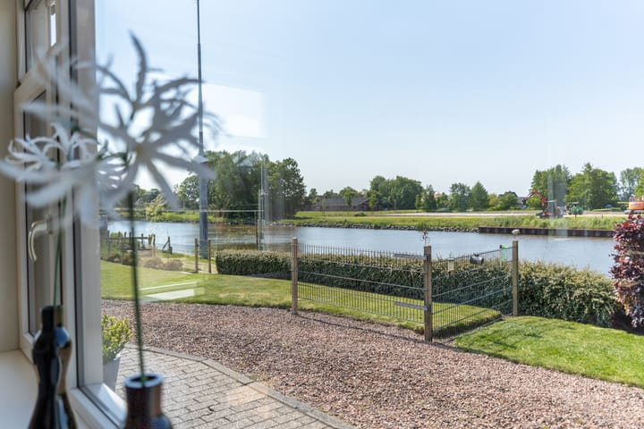 Photo 7 of It Heech 25