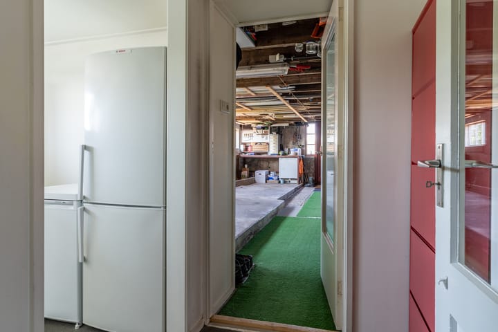 Photo 28 of It Heech 25