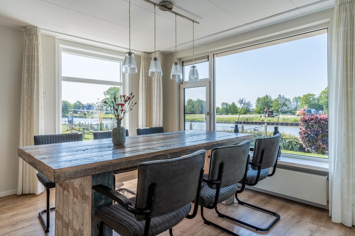 Photo 6 of It Heech 25