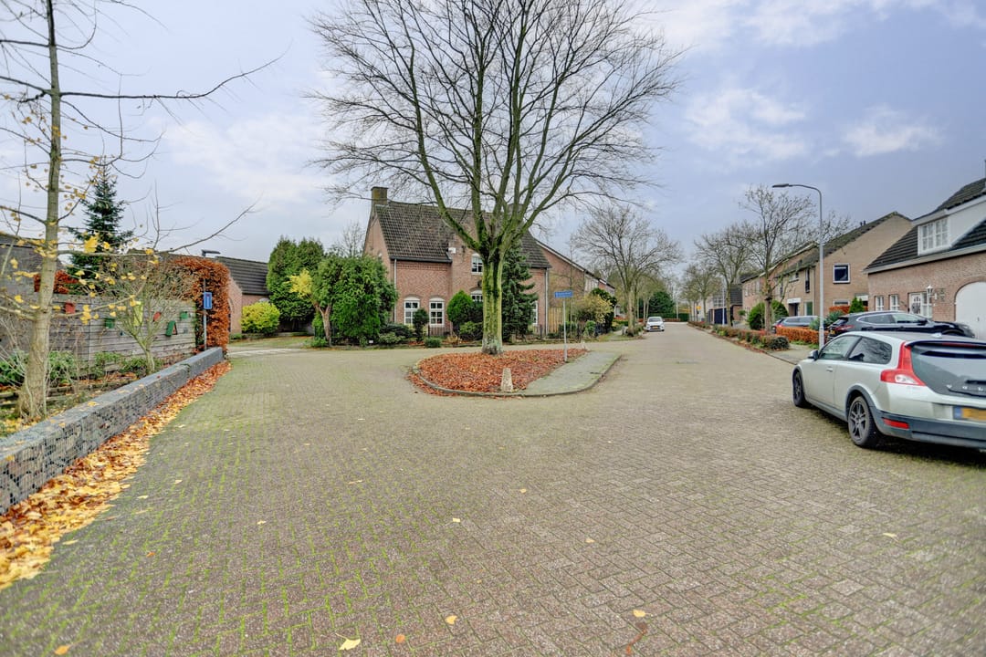 Photo 37 of Boterbloemstraat 11