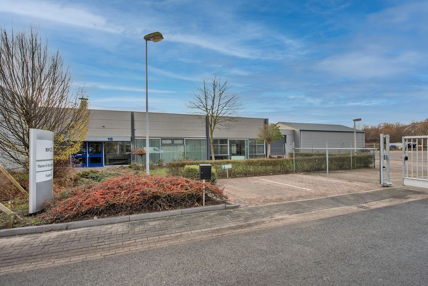 Bekijk foto 2 van Königweg 16