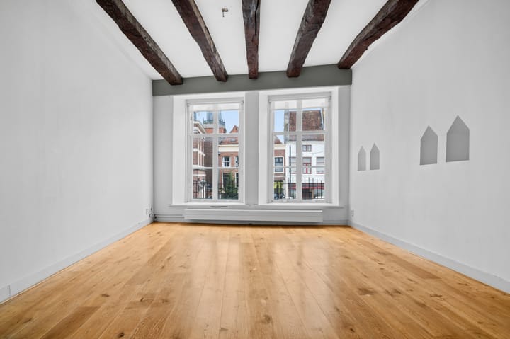 Photo 2 of Heukestraat 5